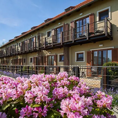 čapí Hnízdo Olbramovice (Benesov)