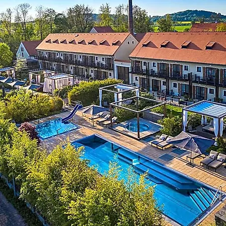 Otel Capi Hnizdo