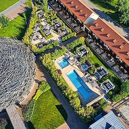 Otel Capi Hnizdo