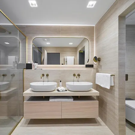 Capi Hnizdo Otel Olbramovice (Benesov)