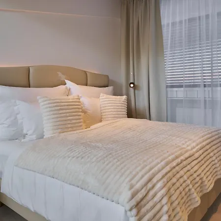 čapí Hnízdo Hotel 4*