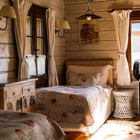 čapí Hnízdo Hotel Olbramovice (Benesov)