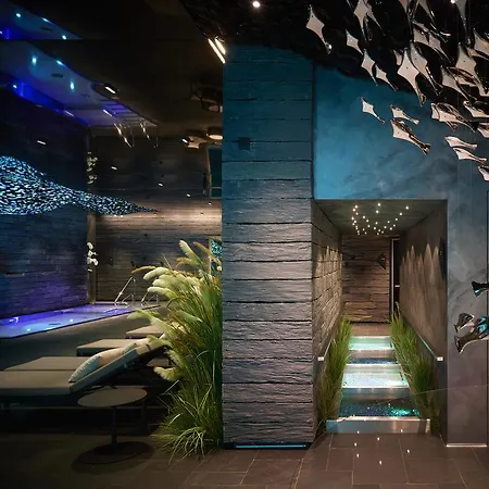 Capi Hnizdo Отель Olbramovice (Benesov)