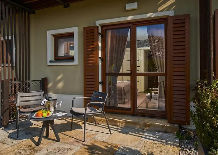 Capi Hnizdo 4* Olbramovice (Benesov)